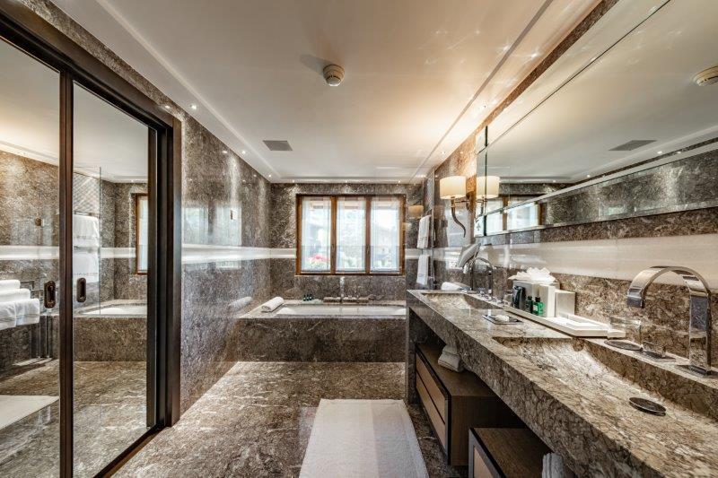 Ultima Hotel Ґштад Екстер'єр фото