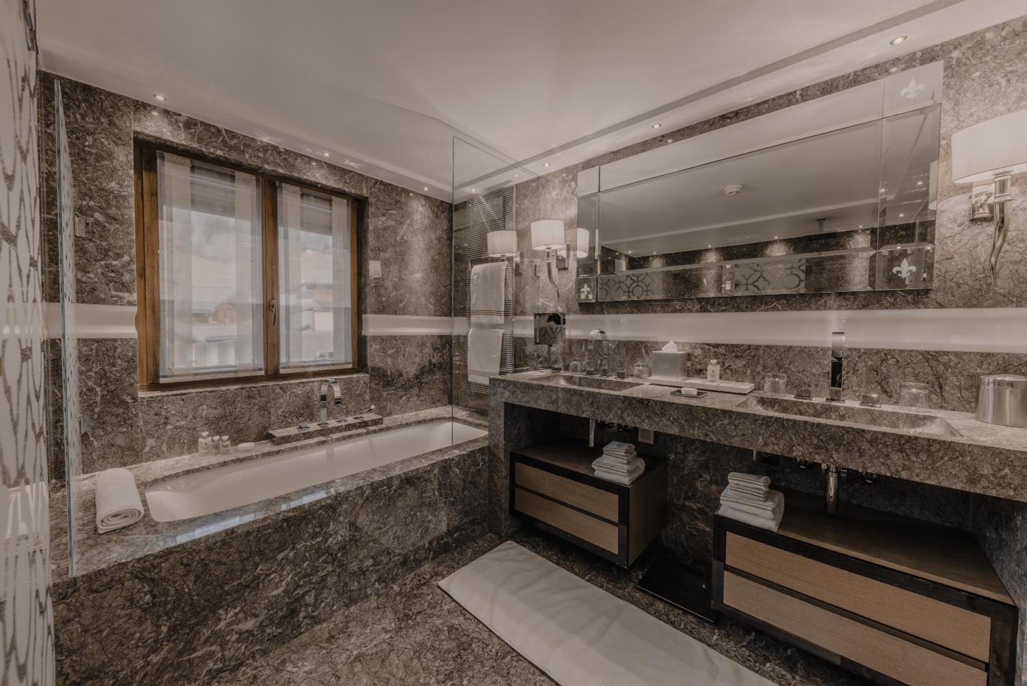 Ultima Hotel Ґштад Екстер'єр фото